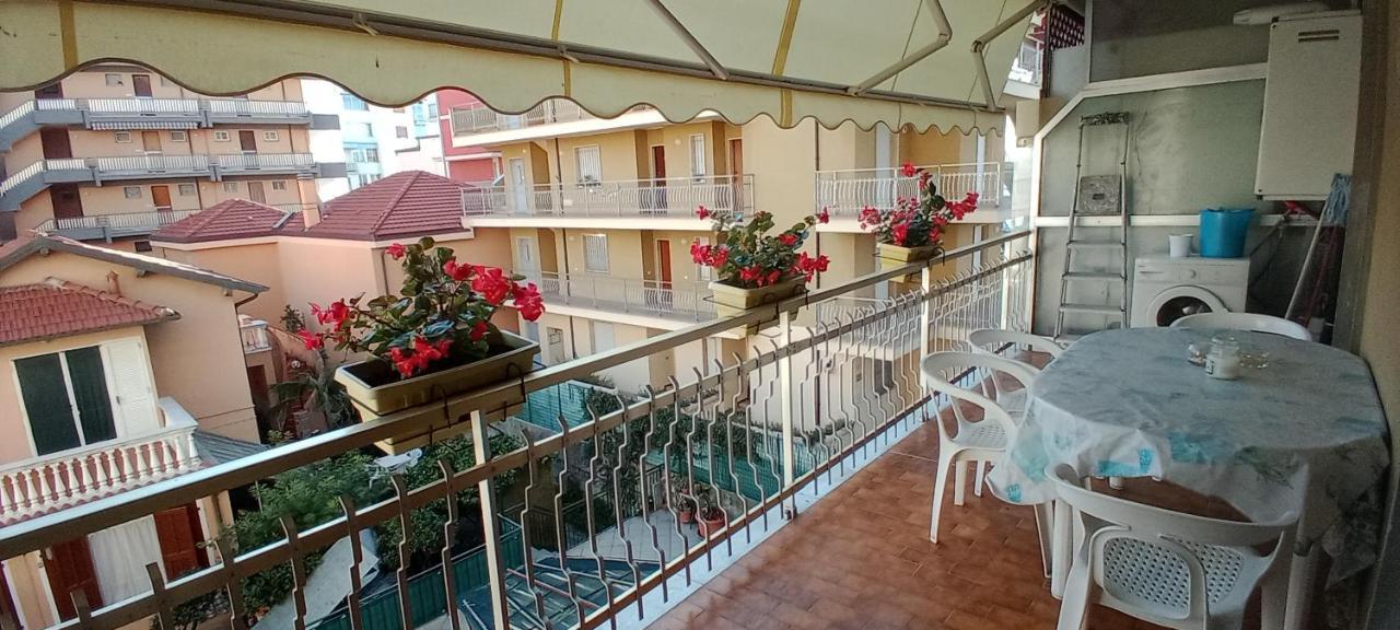 Appartamento Giusy Ventimiglia Exteriér fotografie