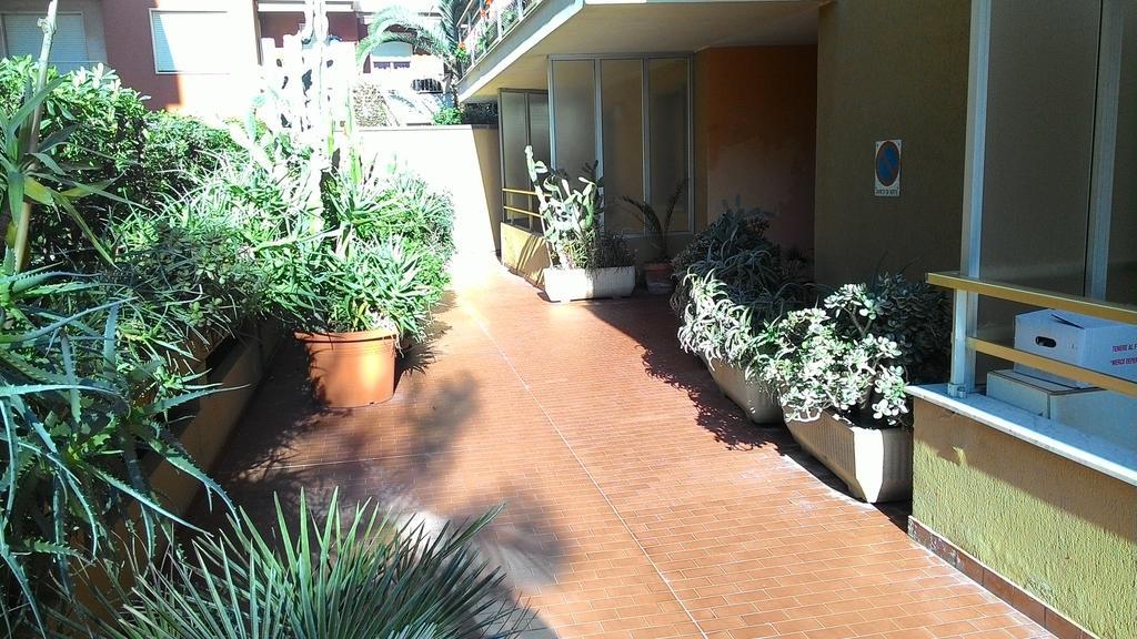 Appartamento Giusy Ventimiglia Exteriér fotografie