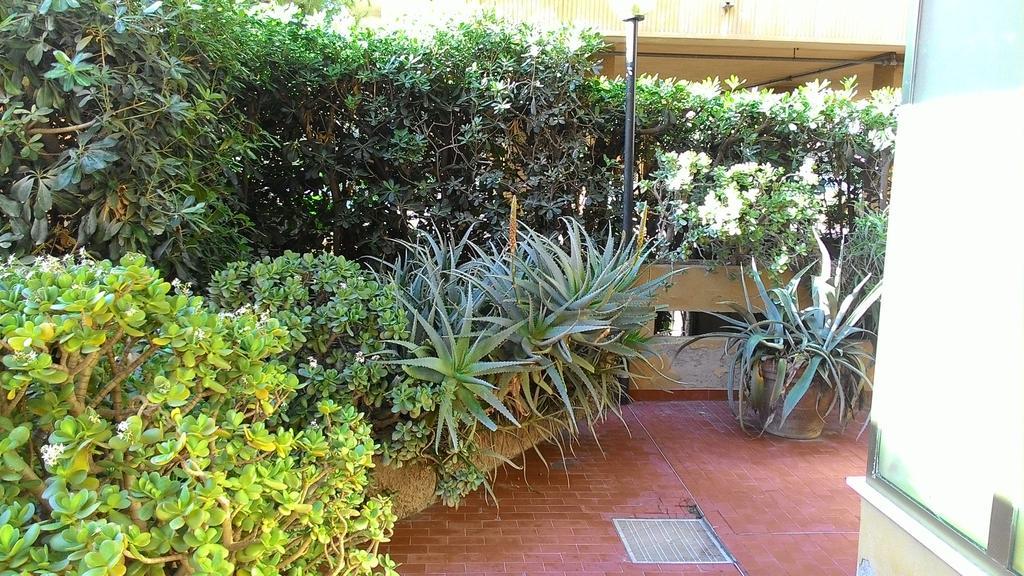 Appartamento Giusy Ventimiglia Exteriér fotografie
