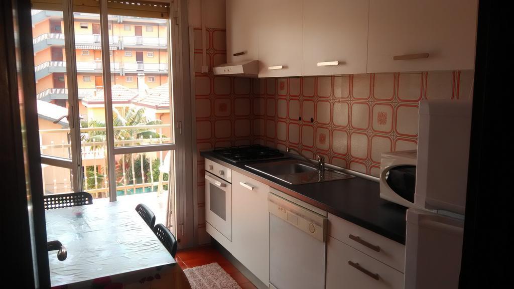 Appartamento Giusy Ventimiglia Exteriér fotografie